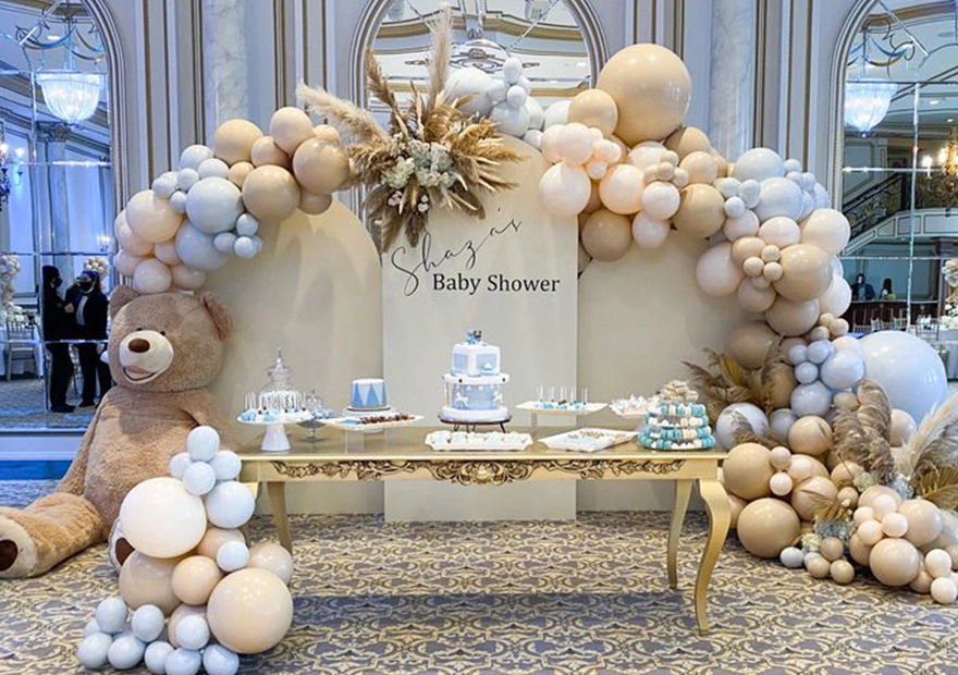 baby shower balloon decoration